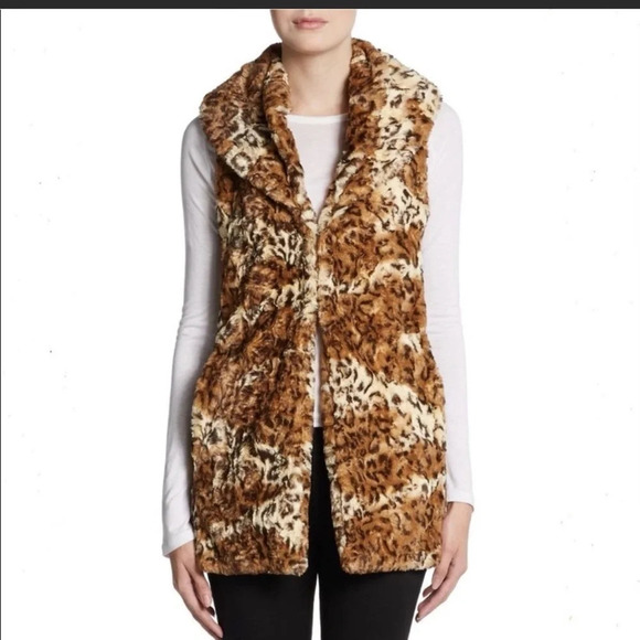 ! Alice + Olivia Faux Vegan Fur Leopard Cheetah Animal Print Sleeveless Ve… - Picture 2 of 7
